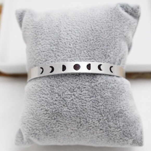 Moon Phases Bangle - Hand Stamped Anodized Aluminum Bangle - Adjustable - Picture 11 of 11